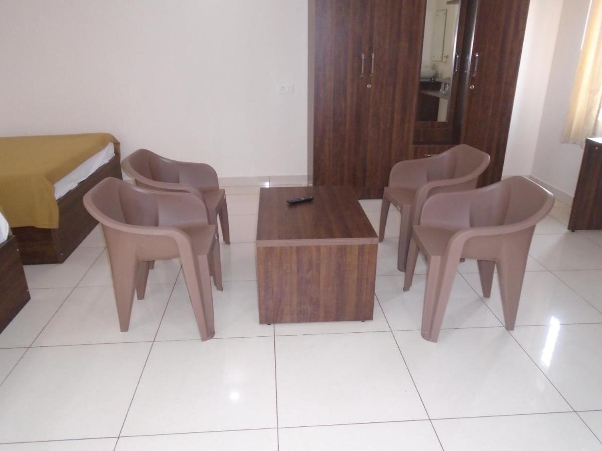 Ssr Residency Otel Mandya Dış mekan fotoğraf