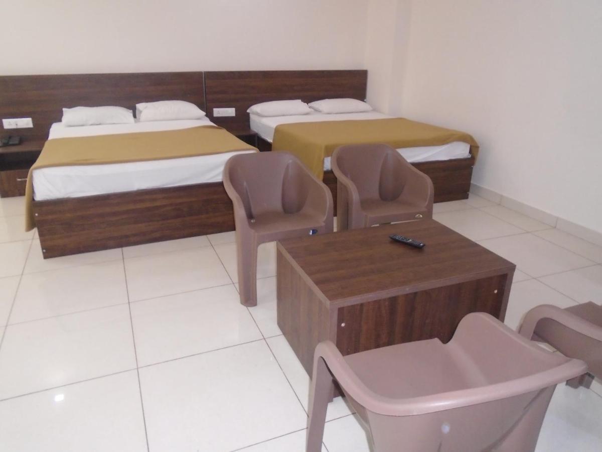 Ssr Residency Otel Mandya Dış mekan fotoğraf