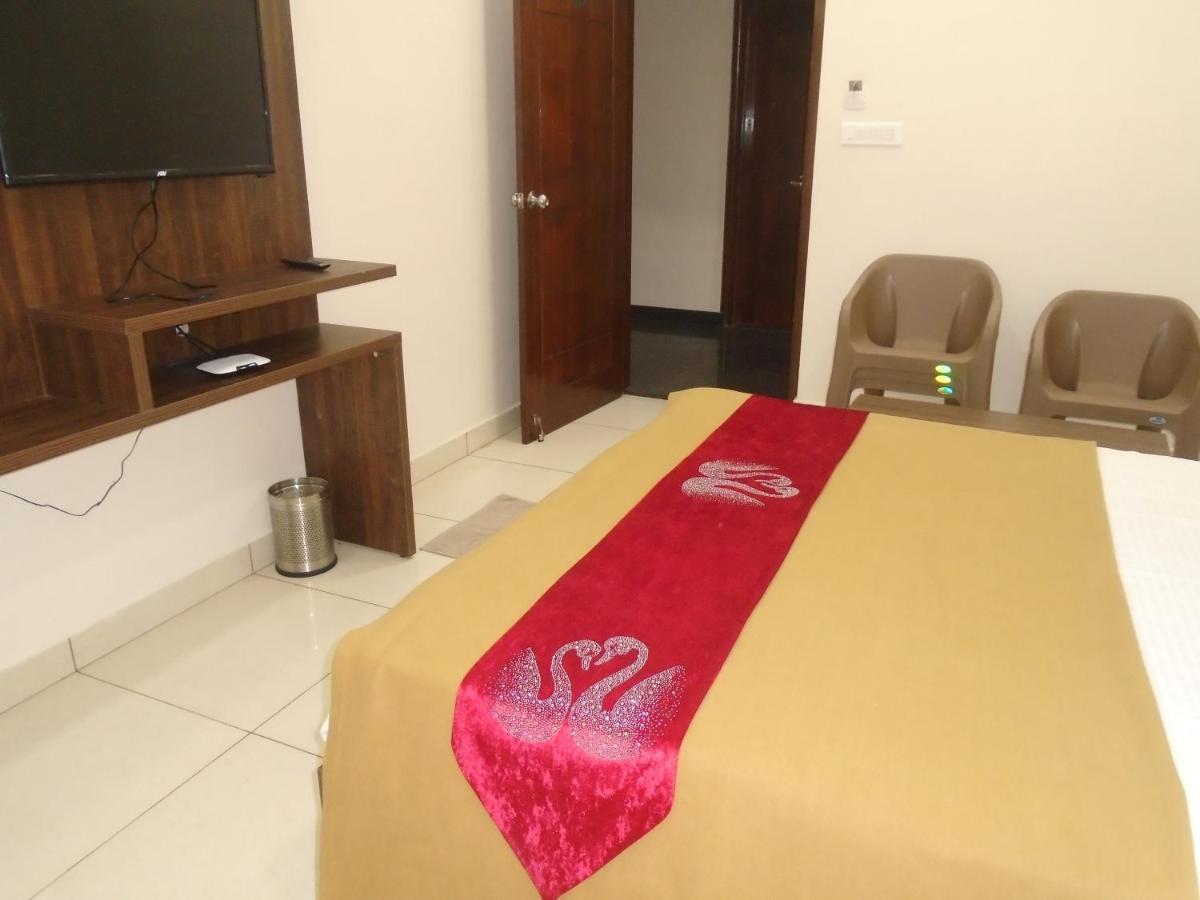 Ssr Residency Otel Mandya Dış mekan fotoğraf