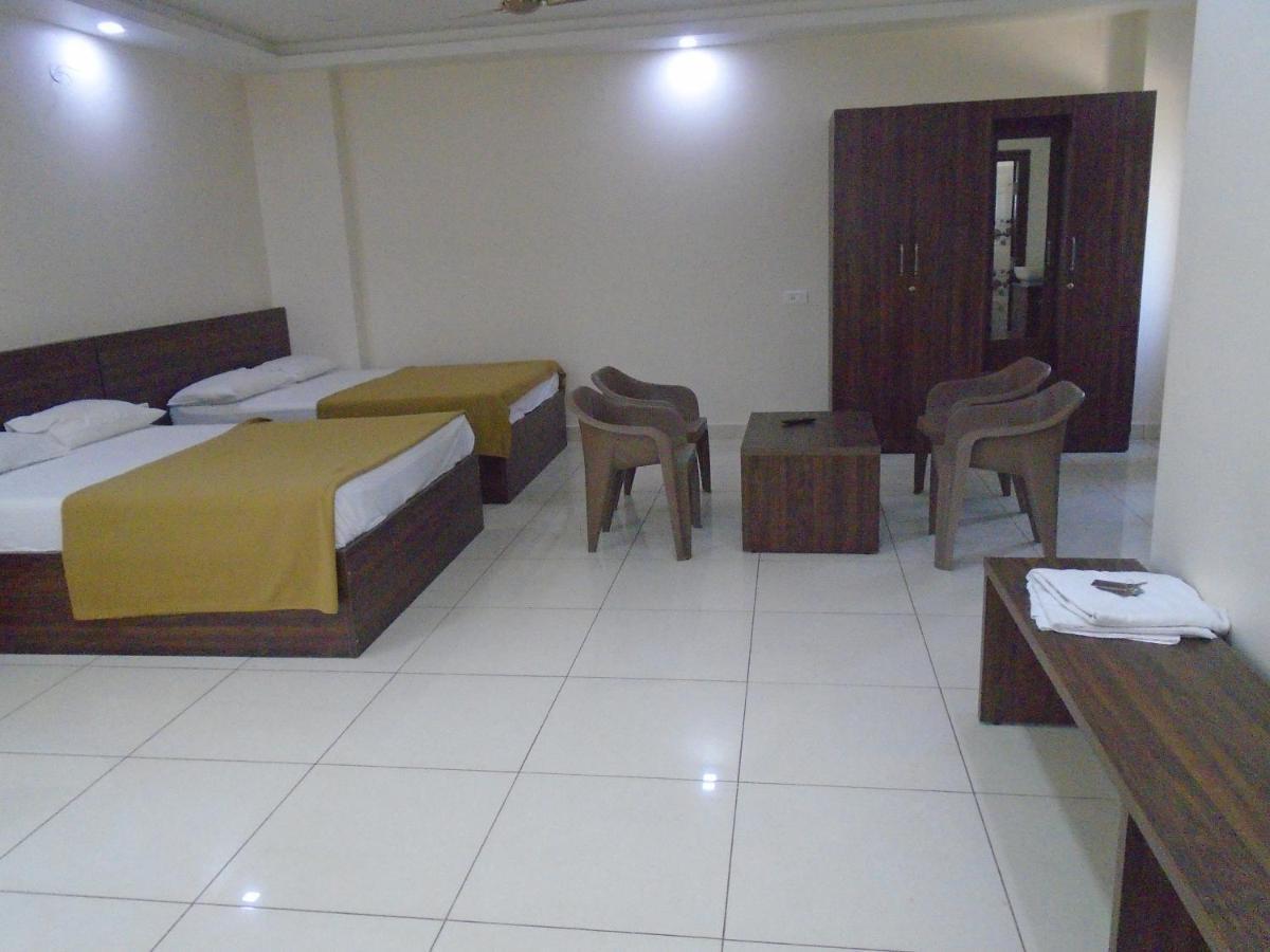 Ssr Residency Otel Mandya Dış mekan fotoğraf