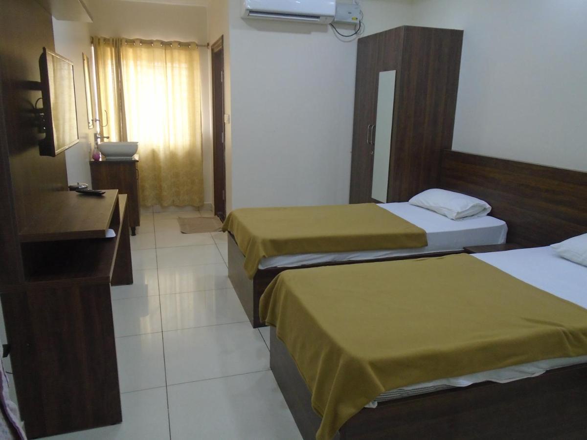Ssr Residency Otel Mandya Dış mekan fotoğraf