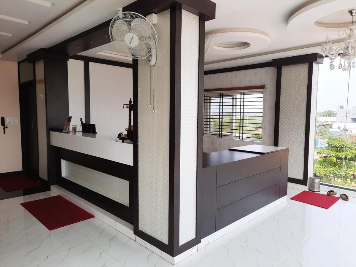 Ssr Residency Otel Mandya Dış mekan fotoğraf